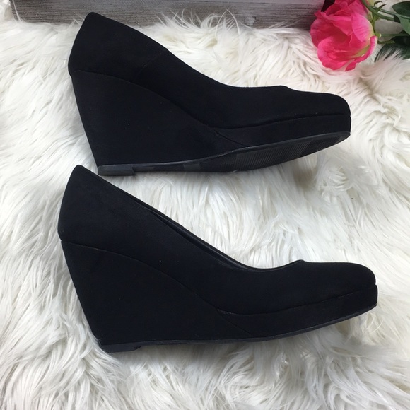 Apt. 9 Shoes - APT 9 Black wedge heels round toe size 9